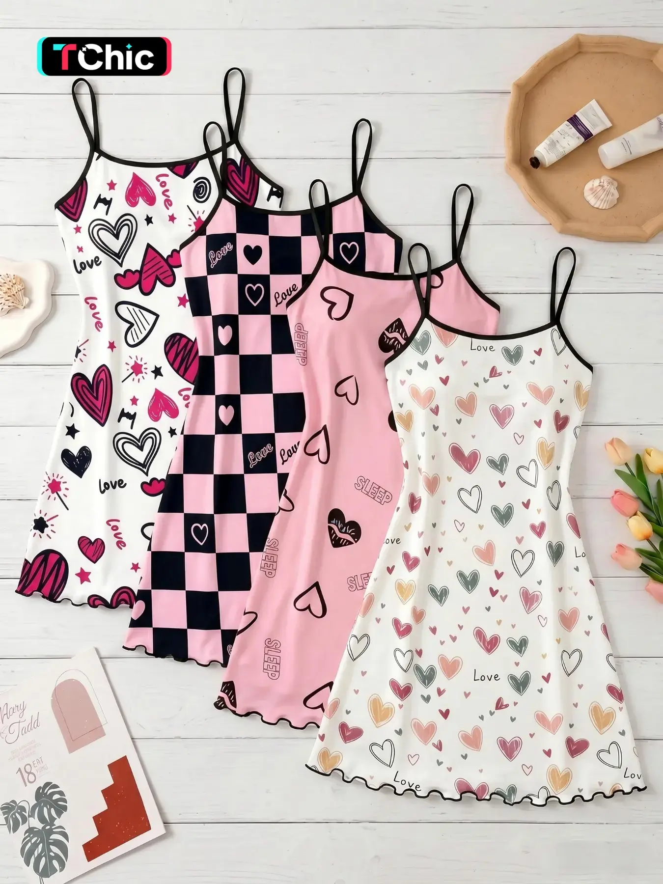 4-Pack Heart Print Spaghetti Strap Sleeveless Nightdresses, Nightgown Chemise, Wave Edge Design, Slim-Fit Casual Sleepwear, Loungewear, Breathable and Comfortable Home Wear, Women, Loungewear House Dress