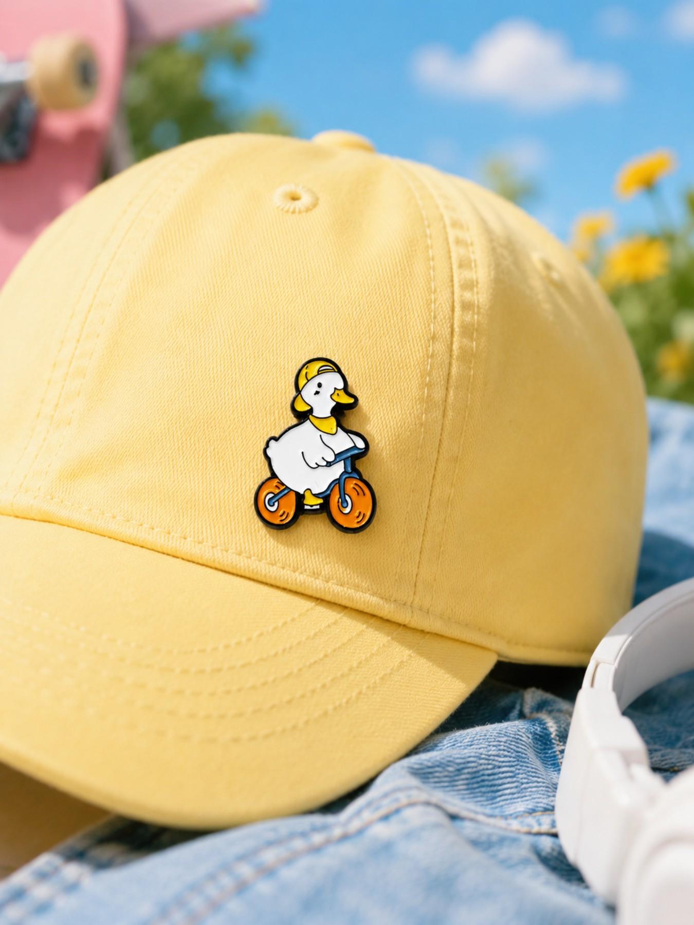 Duck Riding Bicycle, Enamel Brooch Pin, Glossy Alloy Hard Enamel, for Women Men Cyclists Animal Lovers and Collectors, for Denim Jackets Backpacks Canvas Bags Hats and Pouches, Playful Kawaii Casual Style, Gift for Friends and Duck Fans