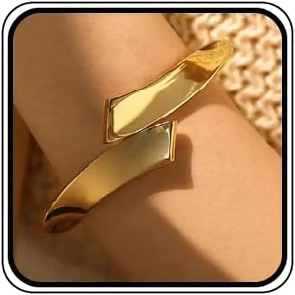 Dainty Minimalist Metal Wide Irregular Bangle Cuff Bracelet Hammered Open Wrist Cuff Gothic Chunky Bangle Statement Bracelets for Women