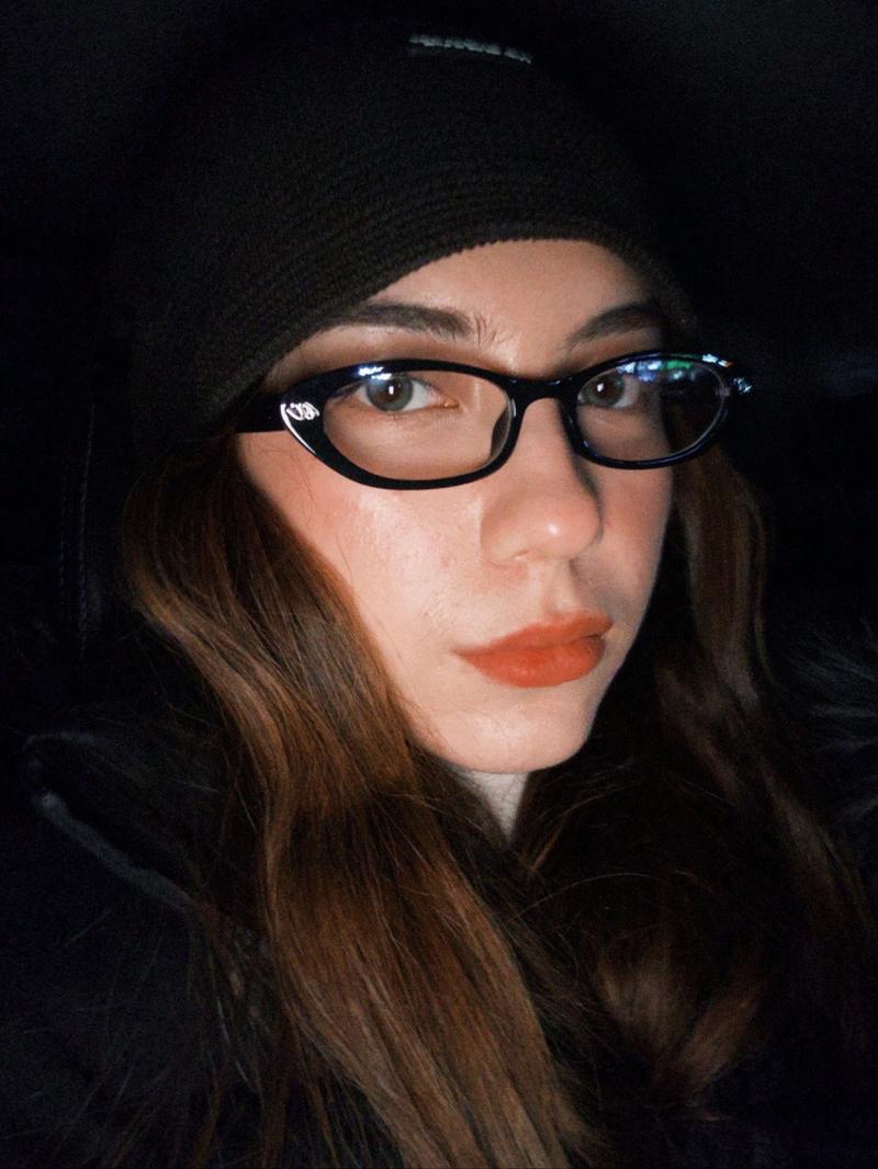 Small Frame Tr90 Oval Cat Eye Fashion Glasses, Trendy Frames, Metal Hinges Retro Personalized Versatile Anti-Blue Light Eyewear for Daily Wear