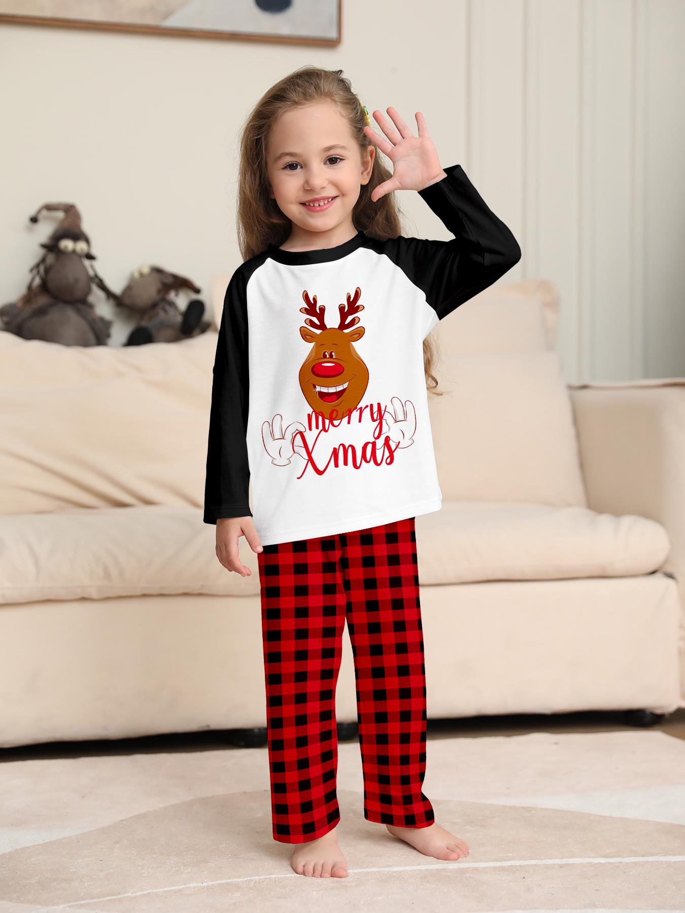 Two-Piece Christmas Pajama Set for Kids, Cute Cartoon Reindeer Print, Fitted Long Sleeve Sleepwear, All Seasons Comfortable Fit