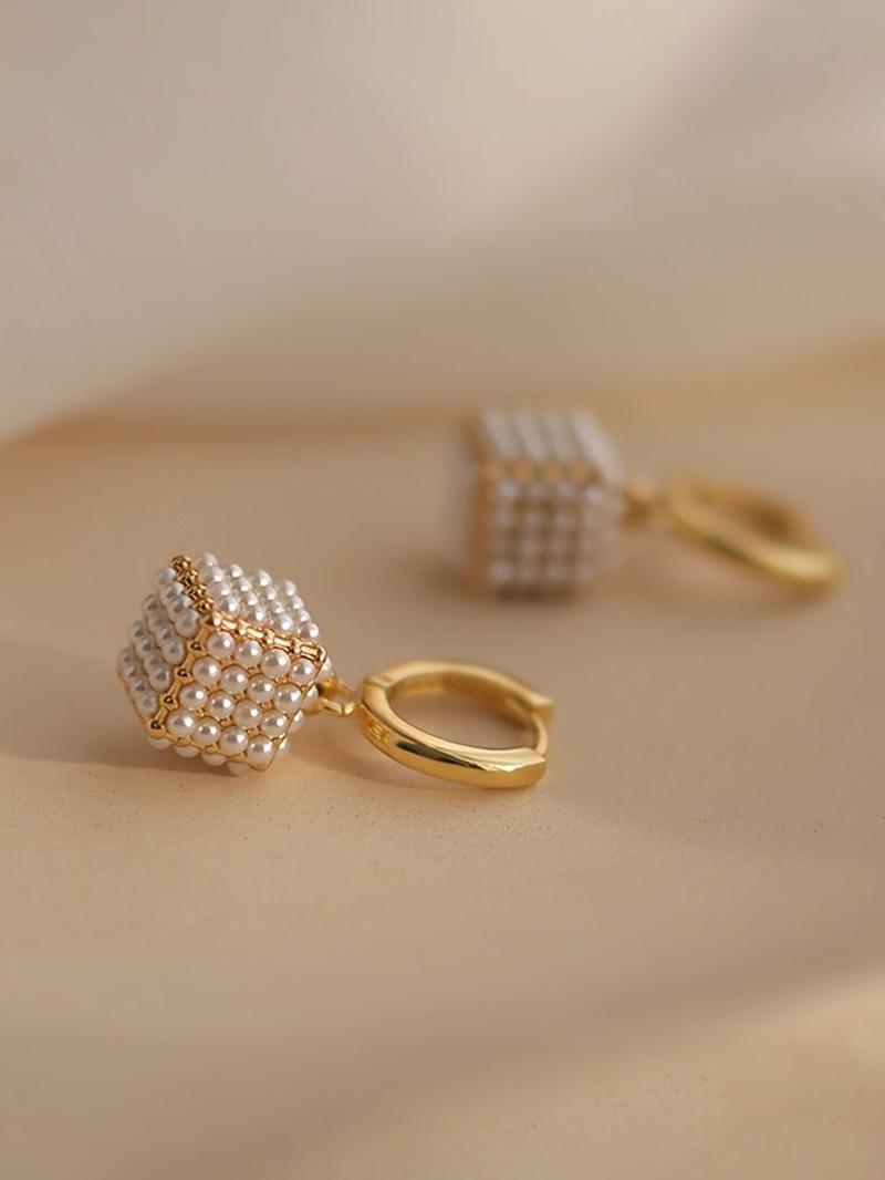 French Vintage Geometric Square Faux Pearl Earrings, Simple Elegant Design, Unique Ladies' Daily Wear Party Jewelry, High Quality Earrings