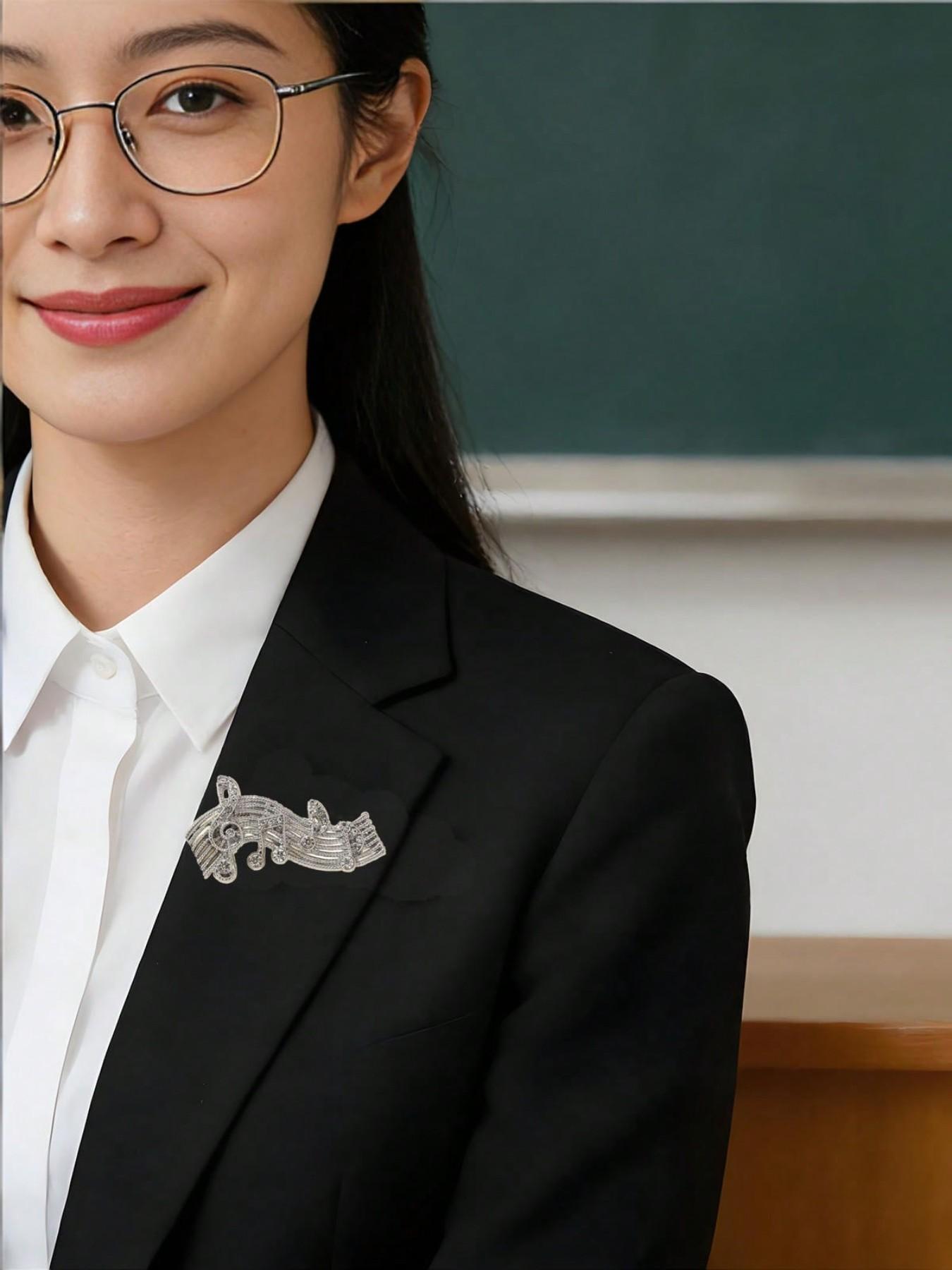 Vintage Piano Note Lapel Pin, Versatile Suit Jacket Brooch, Metal Badge Accessory, Unique Fashion Jewelry for Men and Women