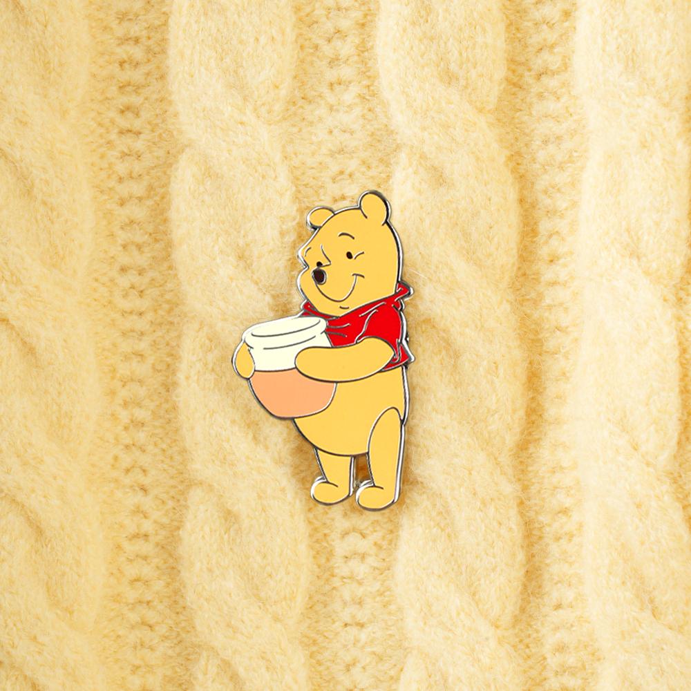 1PC Winnie Pooh Bear Enamel Pins Cute Cartoon Button Pins Decorative Badges Clothes Bag Backpack Hats Band Funny Womens Brooches Collectible Display Birthday Anime Peripheral Gifts
