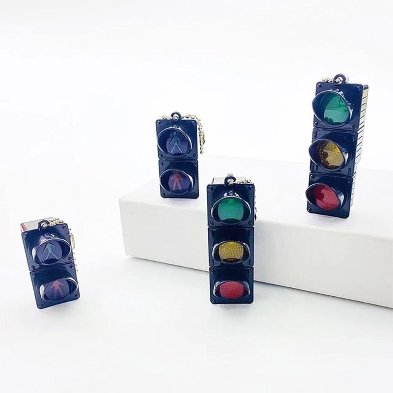 2Pcs Simulation Electronic Traffic Light Keychain Pendant Mini Pedestrian Light LED Light-emitting Toy Kids Cognitive Toy Gift