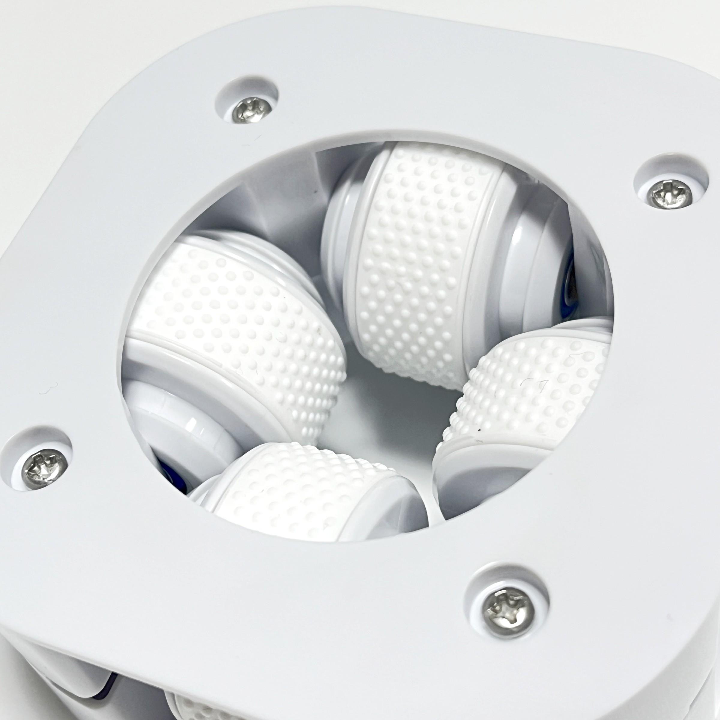 Manual Finger Massager, Four-Wheel Office Massage Tool, Multi-Functional Muscle Relief, Essential for Typing, No Battery Required