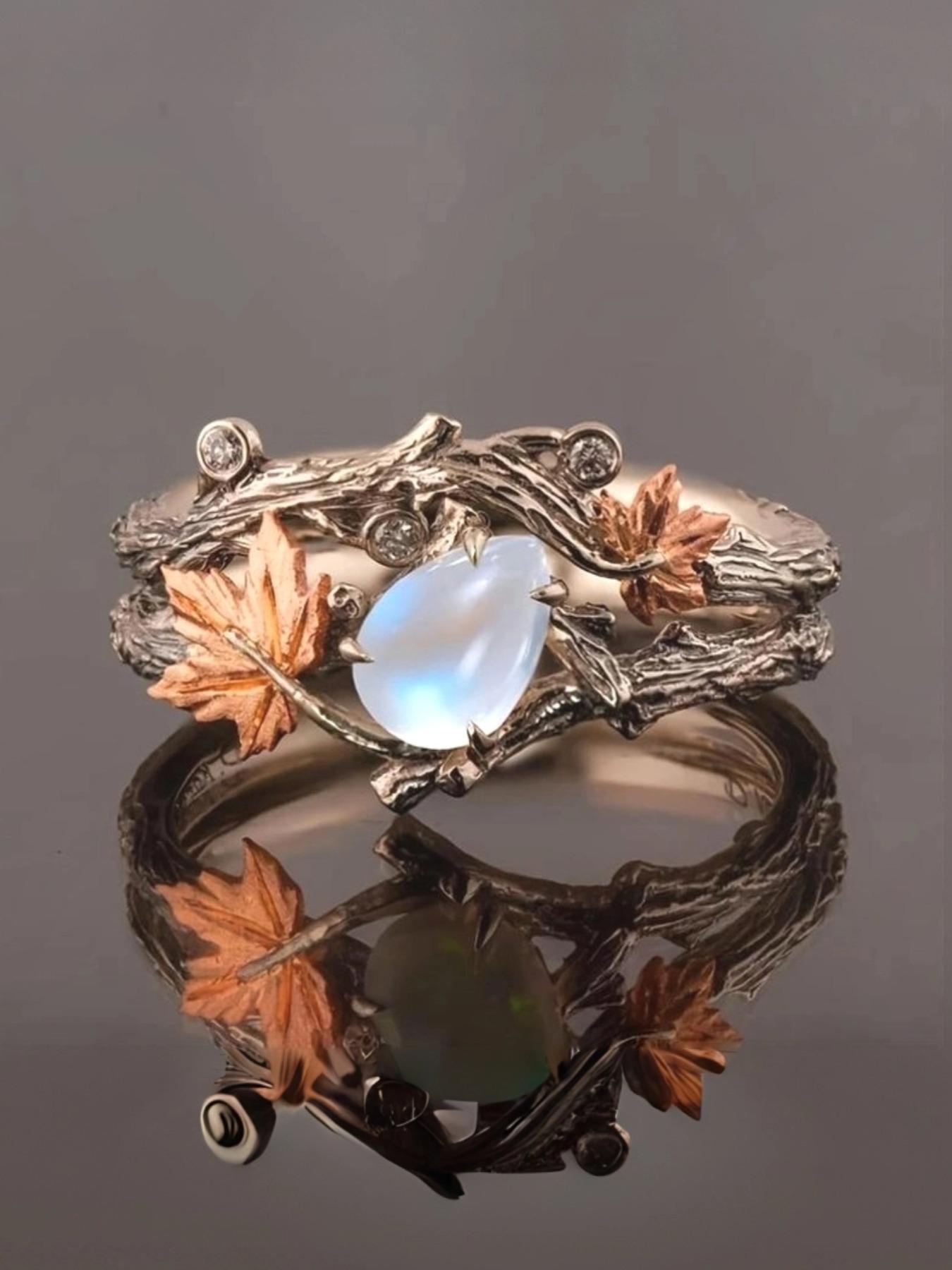 Vintage Maple Leaf Moonstone Ring, Retro European Court Index Finger Ring, Antique Old Money Style, Elegant Jewelry Accessory