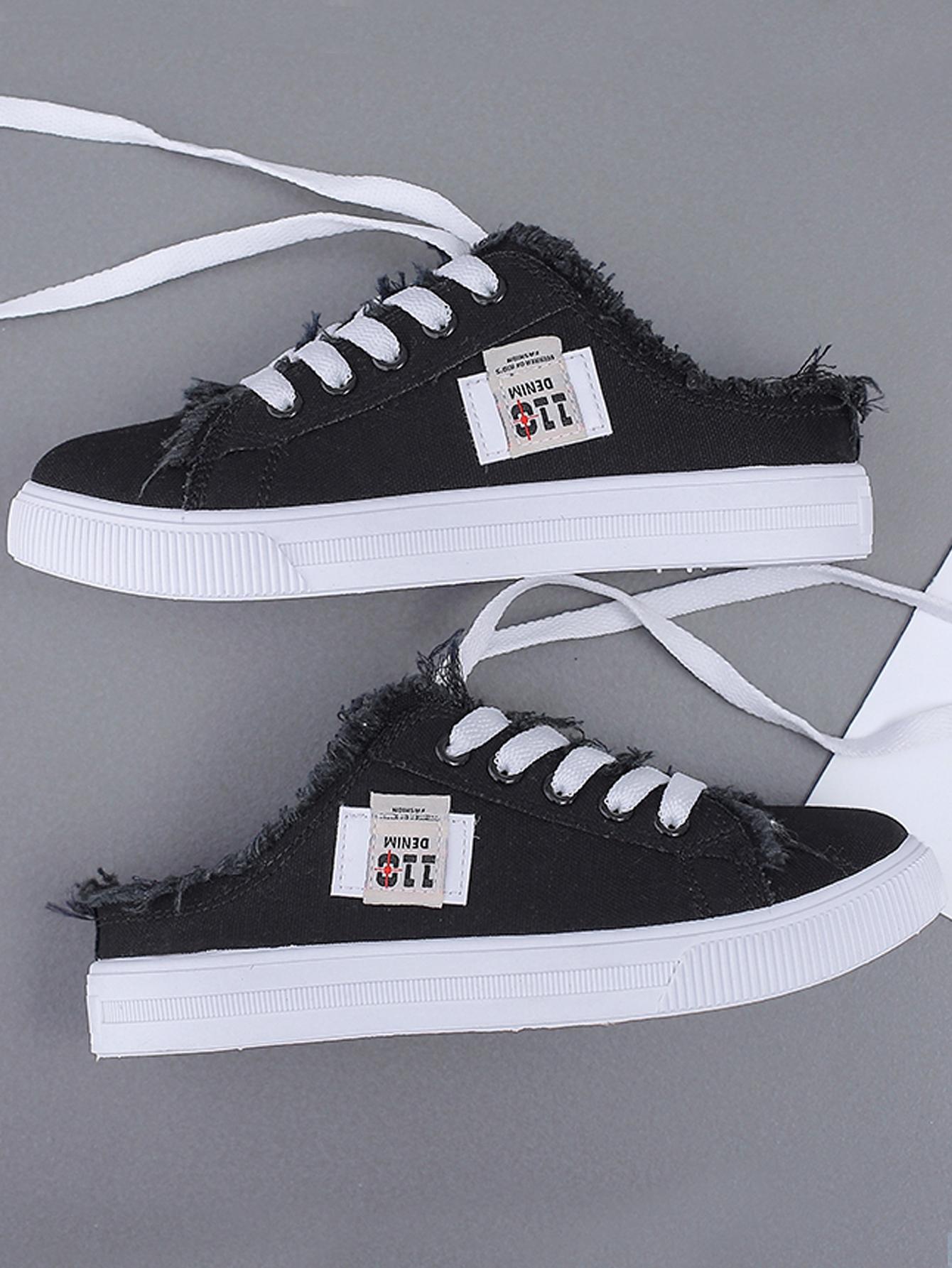 1 Pair Of Stylish Casual Sneaker Flat Walking Shoes in White, Black and Blue, Versatile, Easy To Wear, Suitable for All Seasons