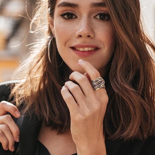 Intertwined Metallic Band Ring - Textured Statement Jewelry for Women