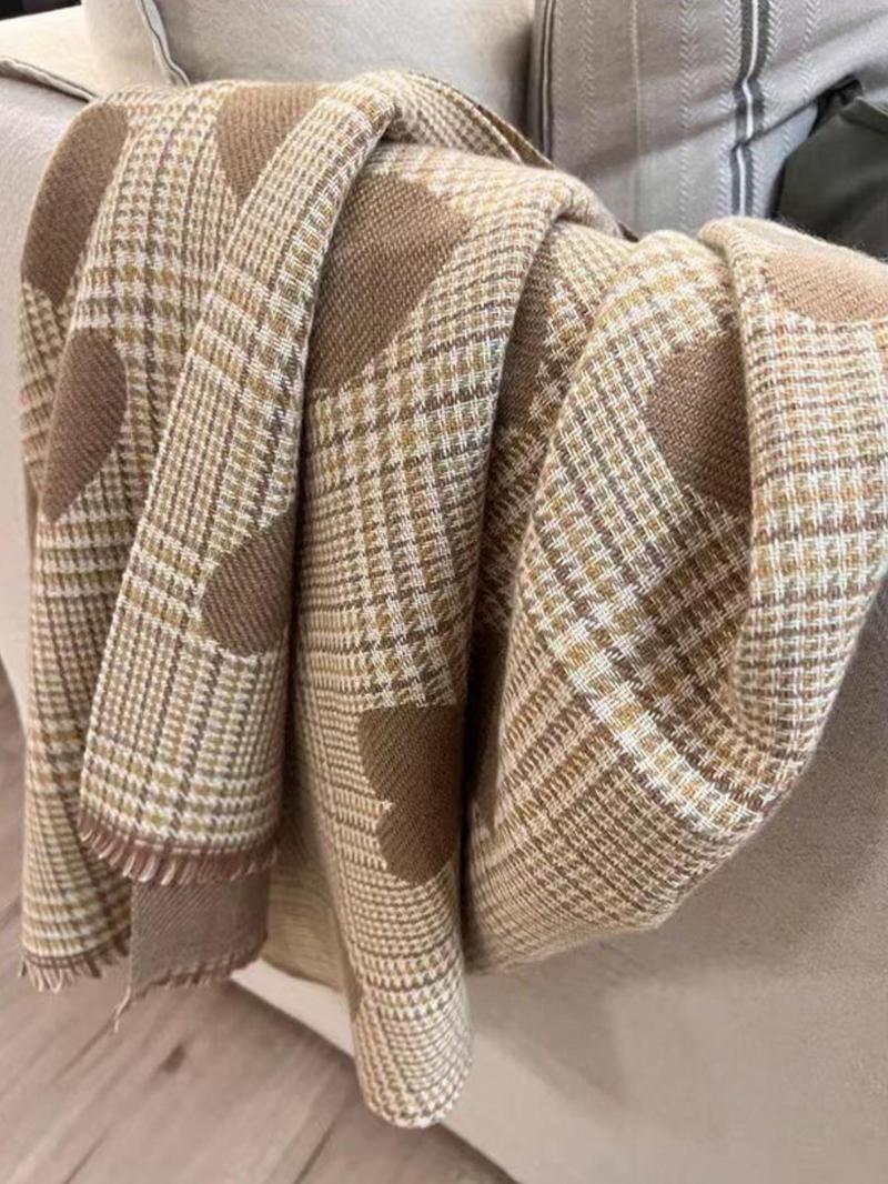 Fashionable Plaid & Heart Pattern Tassel Decor Scarf, Checkered Scarf, Casual Soft Warm Shawl for Fall & Winter, Fashion Accessories for Women & Men