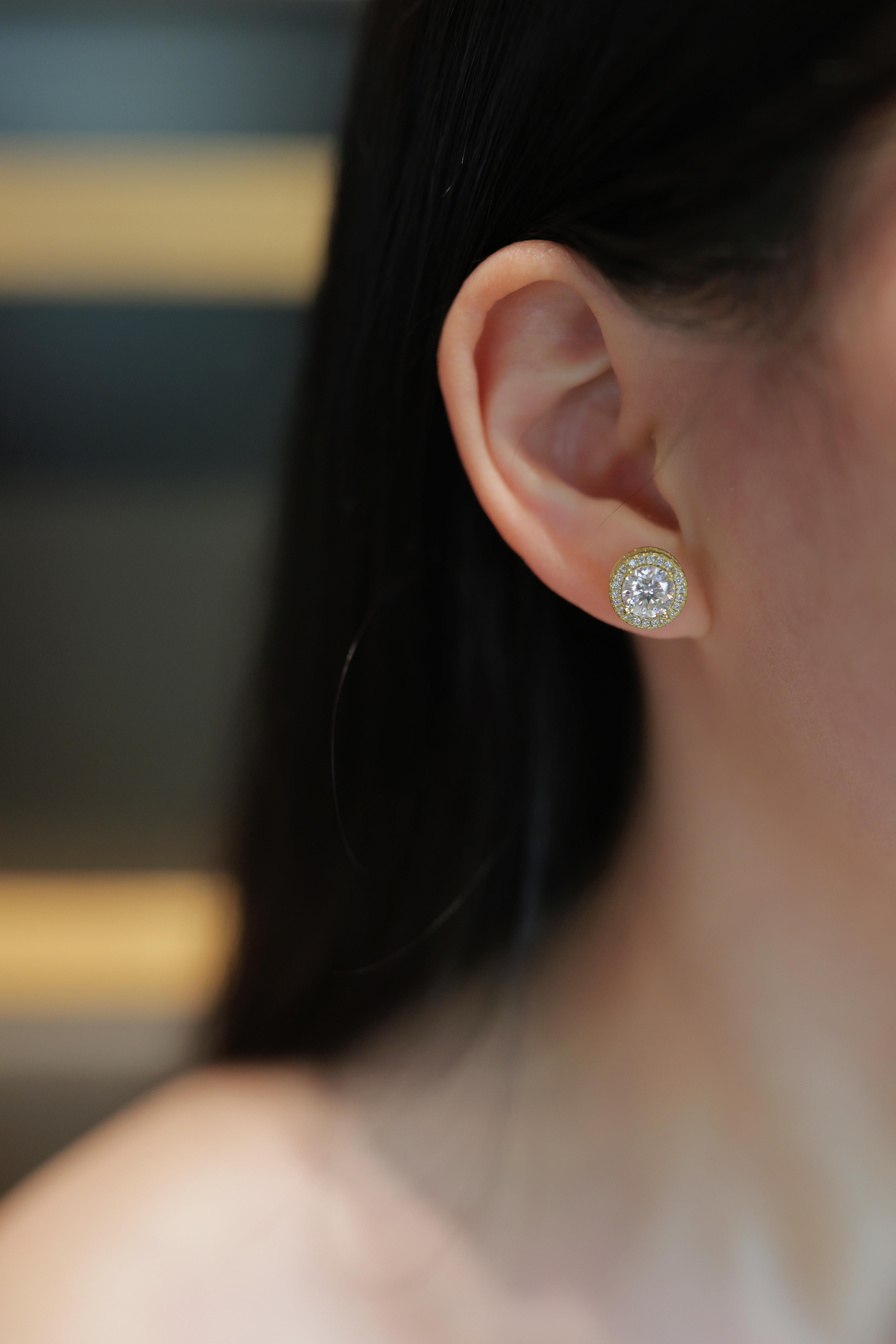 【#409 Must-have】Deluxe Milgrain Set Halo Stud Earrings vvs Synthetic Moissanite Earrings in 925 Sterling Silver Birthday Mother's Day Gift for Men Women Wedding0.1/0.5/1ct