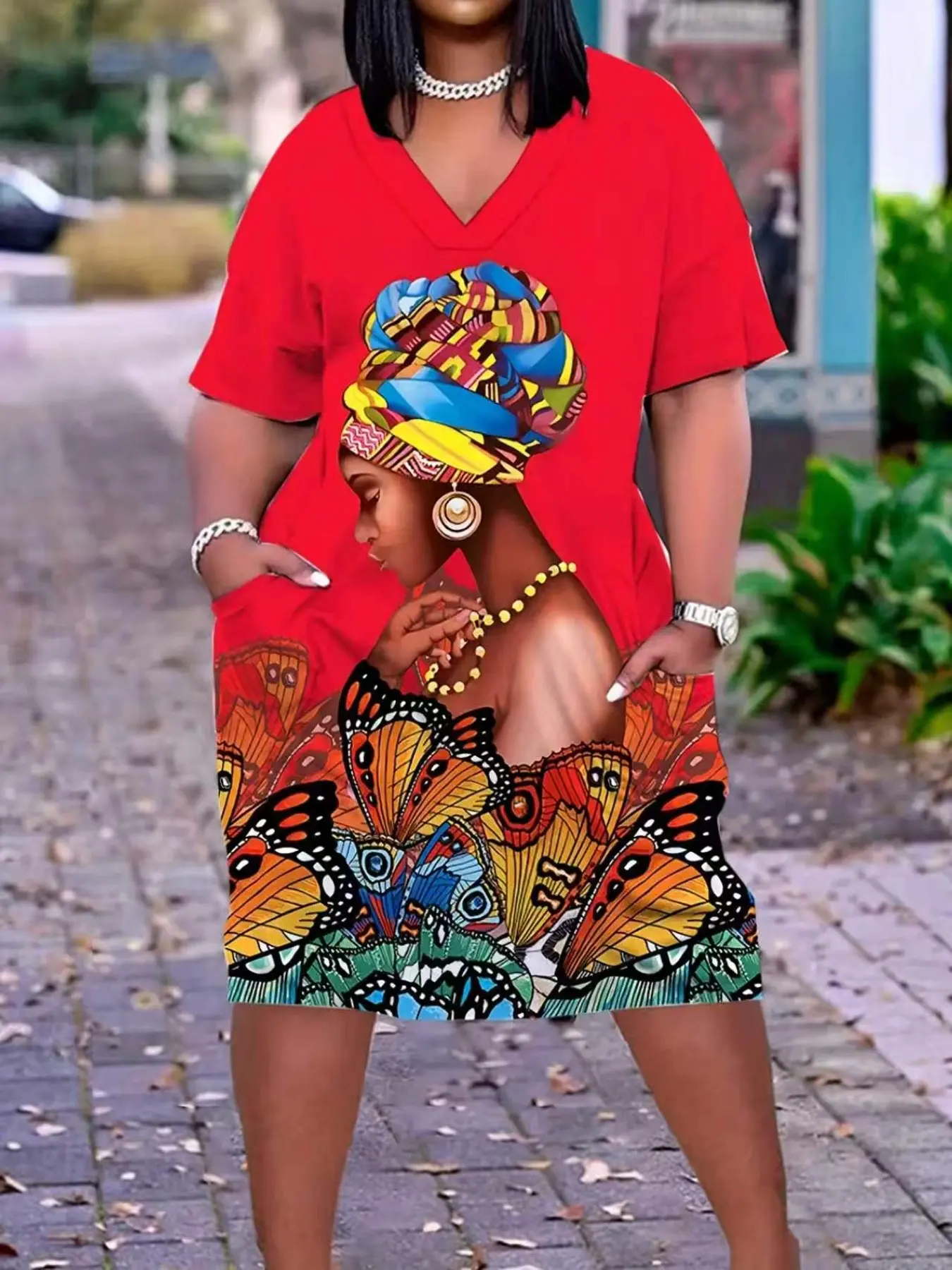 Plus Size Style Casual Dress, Women's Portrait & Butterfly Print V Neck Dress, with 2 Pockets, Comfortable and Stylish