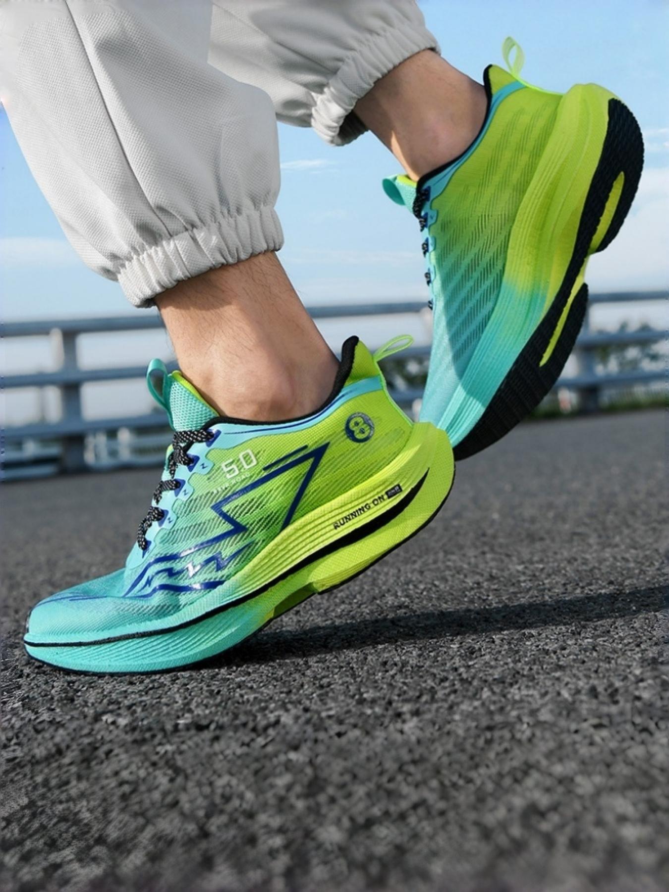 1 Pair Men's Lightweight Running Shoes: Breathable Mesh Upper, High Elasticity & Quick-Drying, Zoned Shock Absorption, Flexible & Wear-Resistant, Outdoor Jogging Shoes