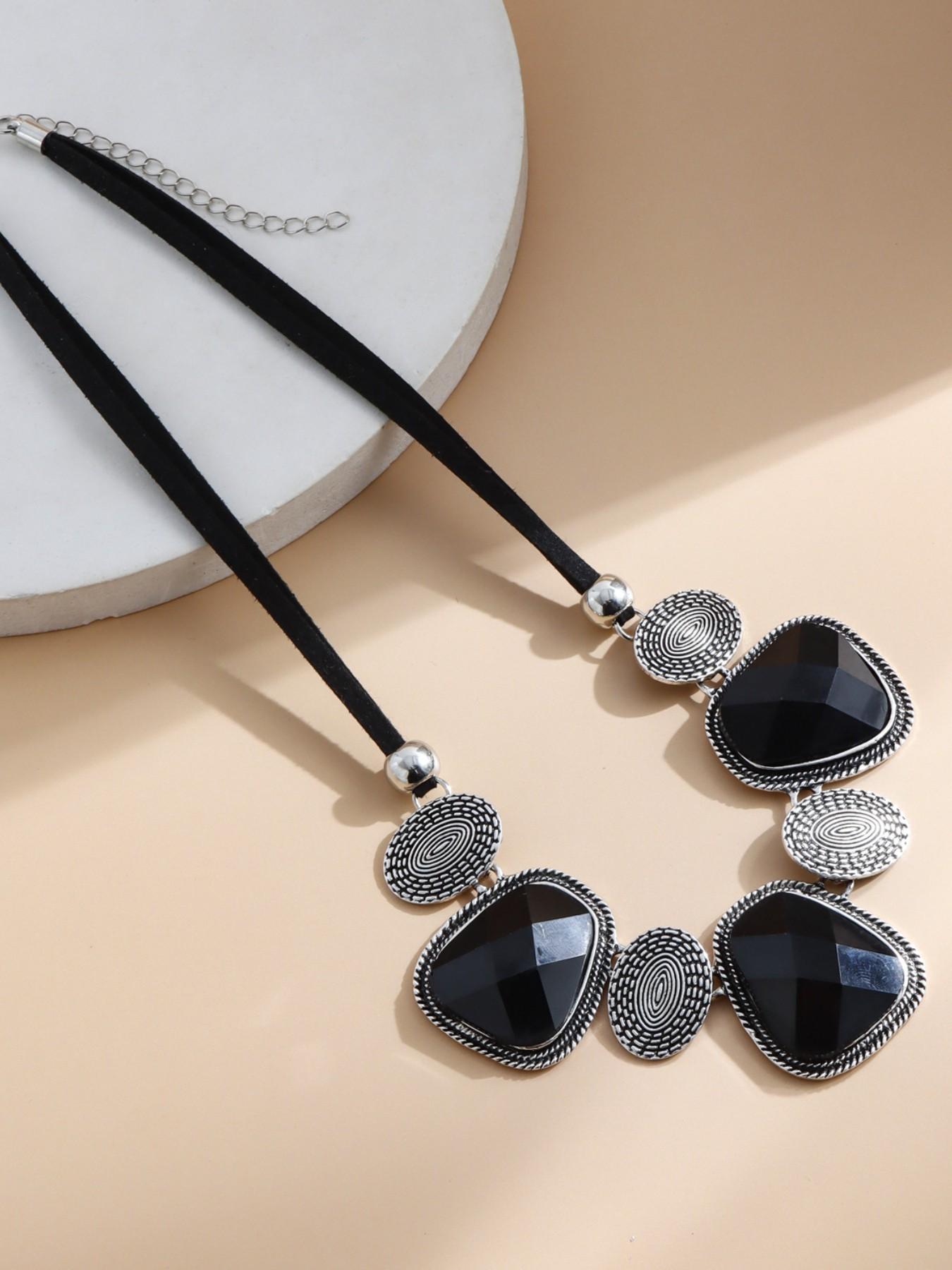 Vintage Tribal Style Gold Geometric Gemstone Necklace for Women, Unique Design High-End Collar Chain, Fashion Jewelry Accessory