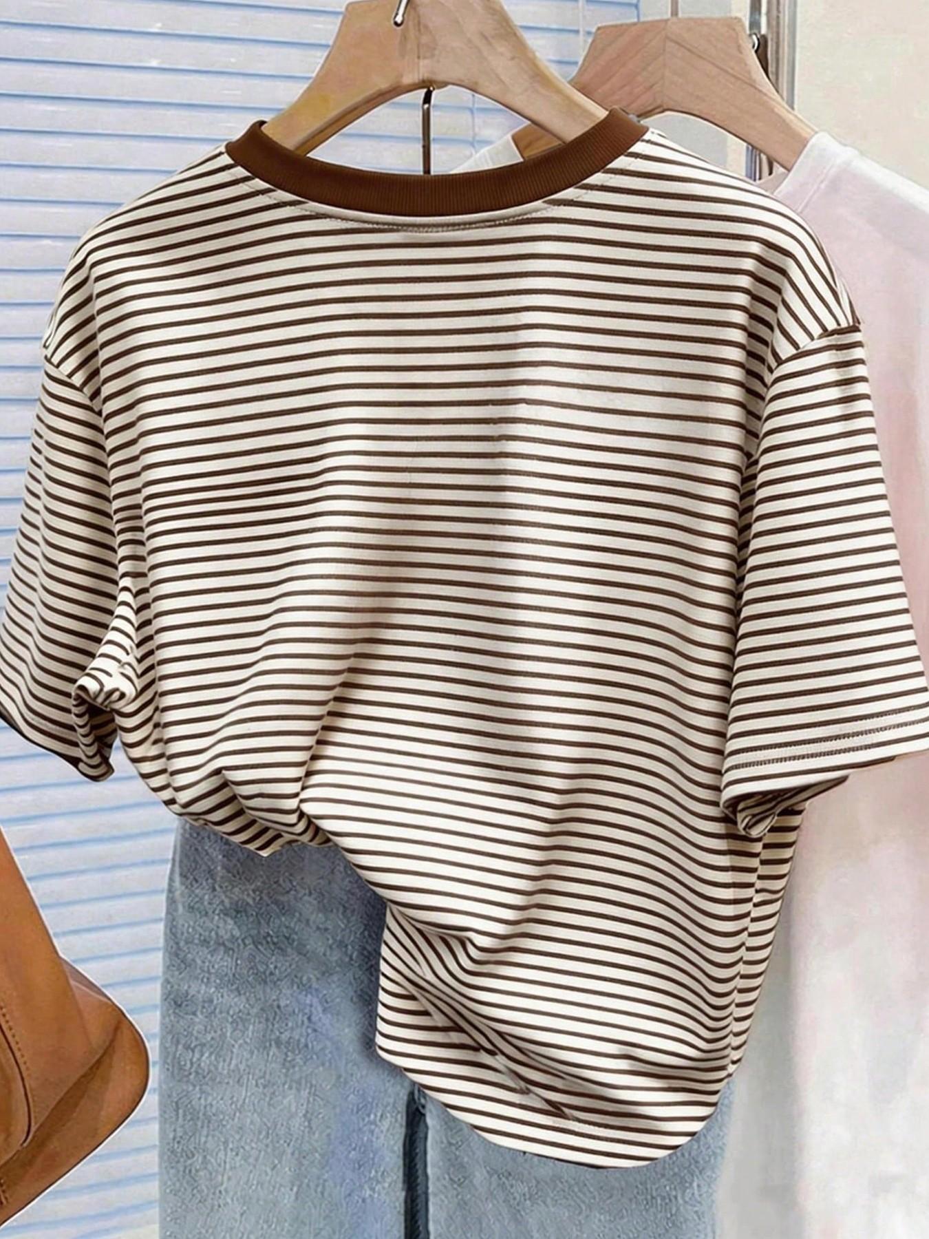 Women's Striped Digital Print T-Shirt, Butterfly Knot Round Neck, Casual Loose-Fitting Top, Daily Wear, Summer, Plain Surface, Unlined, Everyday