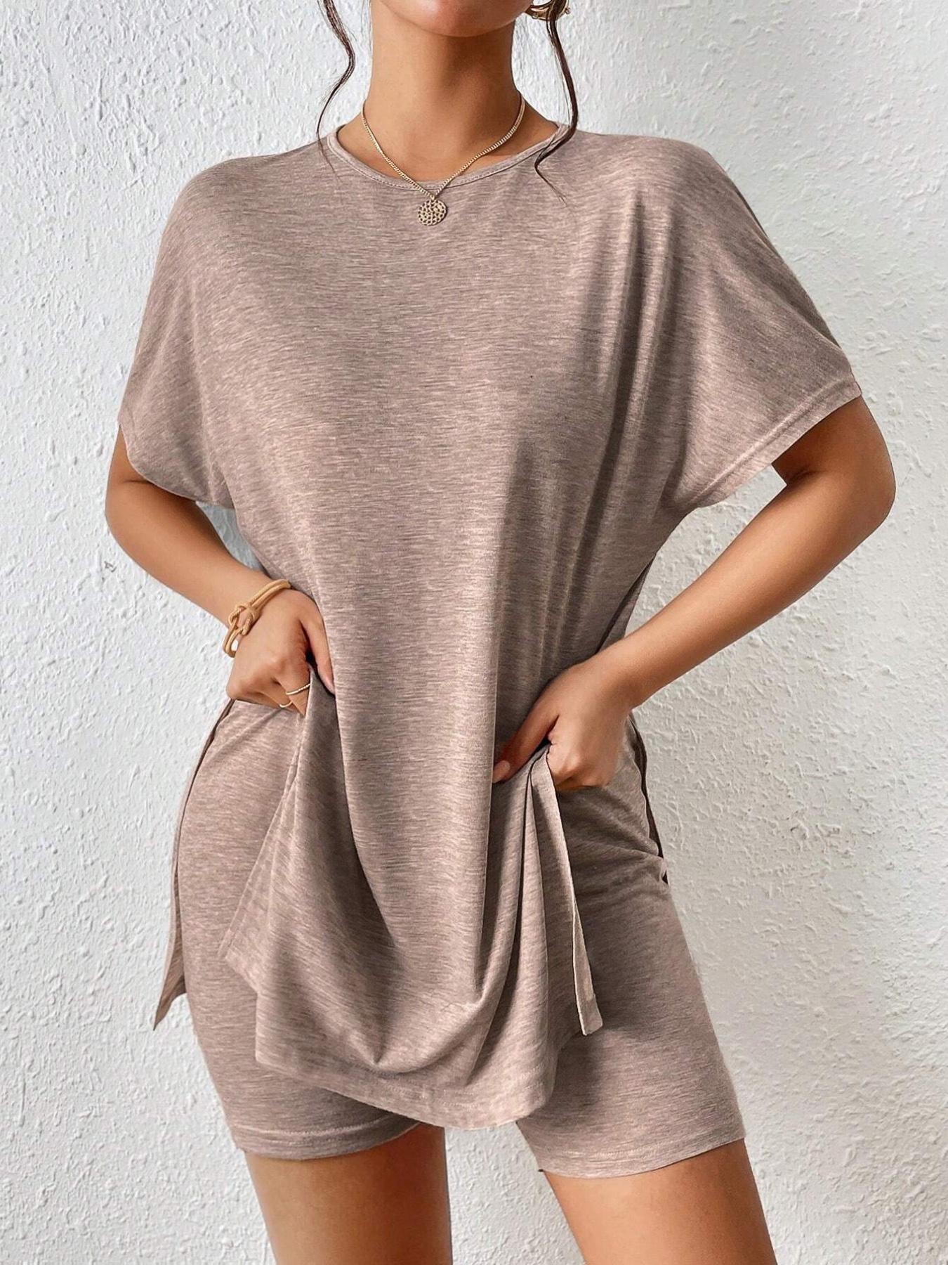 Women's Summer Casual Set, Plain Comfortable Split Two-Piece, Batwing Sleeve Round Neck T-Shirt + Tight Short Pants, Youthful Trendy