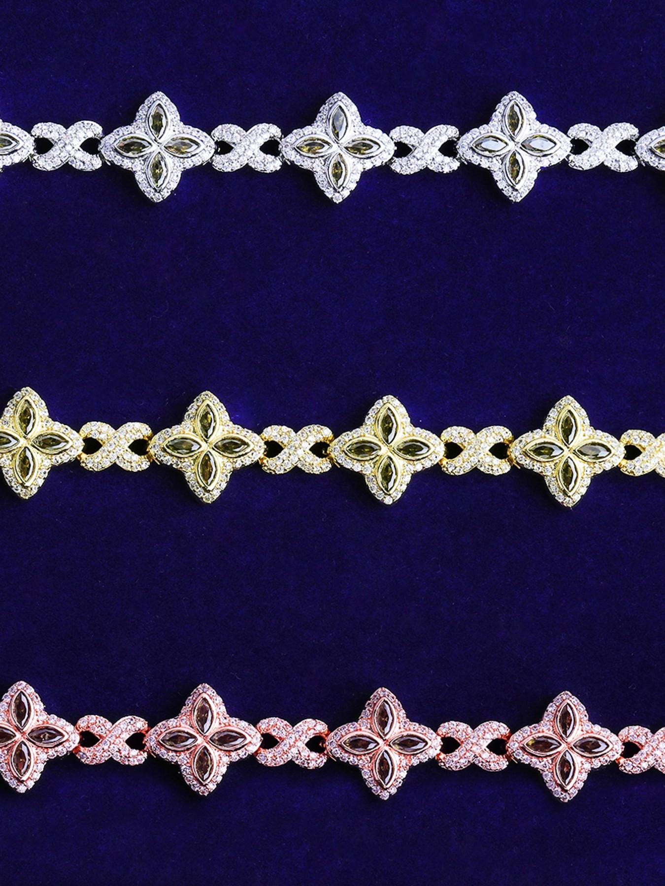 Iced Out Floral Infinity Link Bracelet for Women Real Gold Plated Hip Hop Jewelry Fashion Bracelets Exquisite Bracelet Elegant Jewelry Bracelet