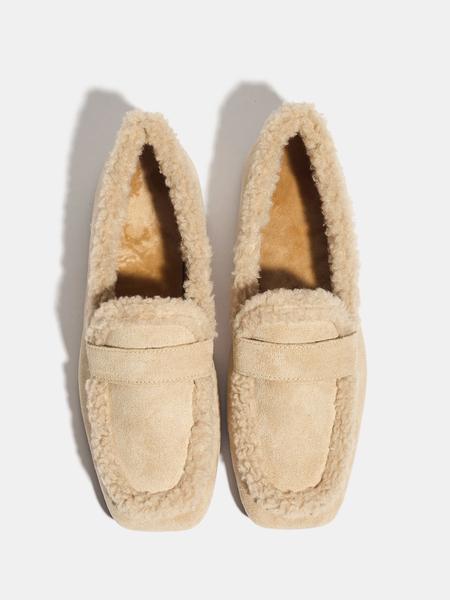 Women's Fall Winter PU Leather Casual Loafers, American Retro Style Furry Slip-On Shoes, Soft Rubber Sole, Warm & Comfortable Design