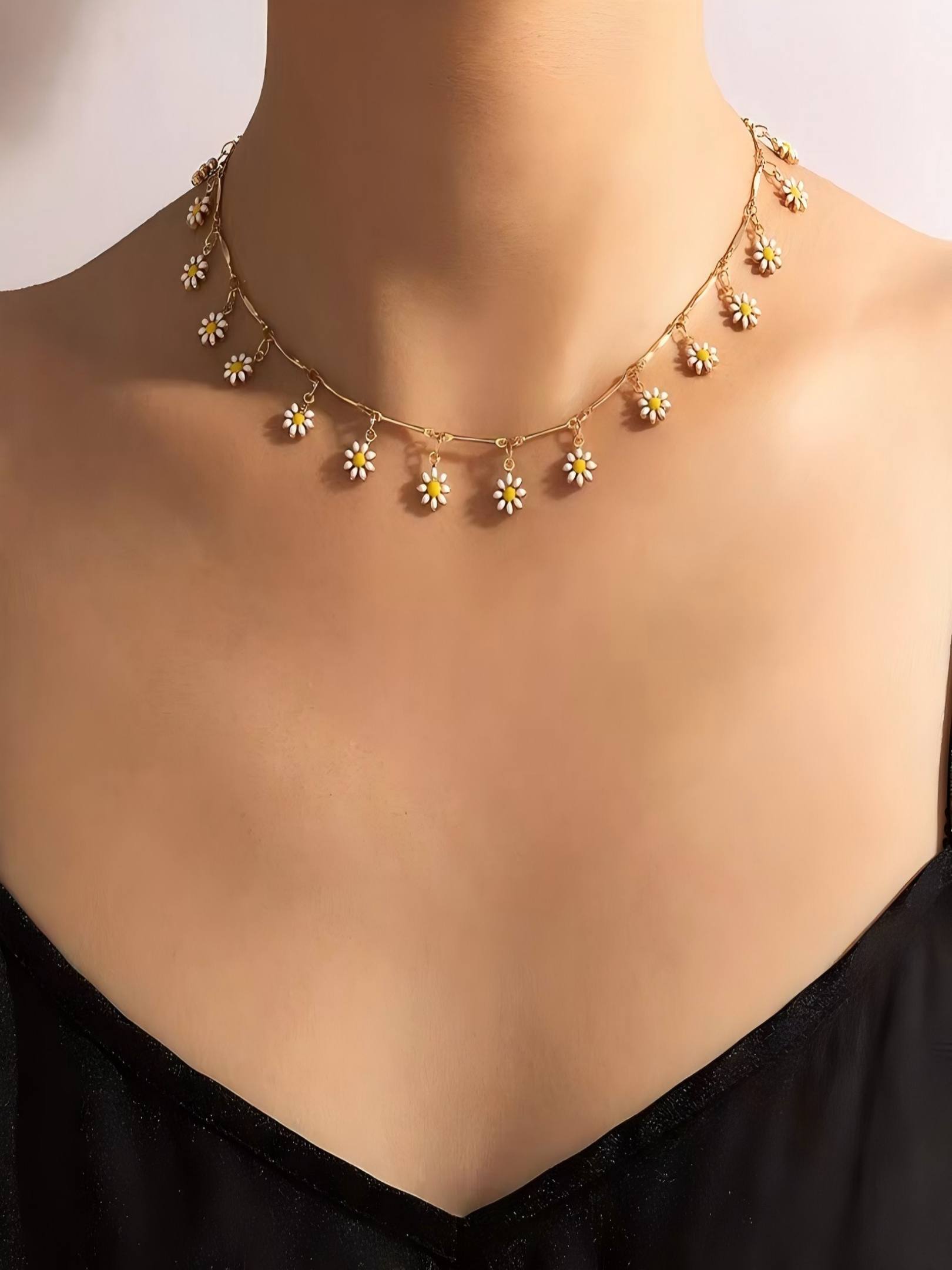 Daisy Necklace Alloy, Sweet Style for Young Fashion Women, Adjustable Clavicle Chain, Perfect Gift for Friends