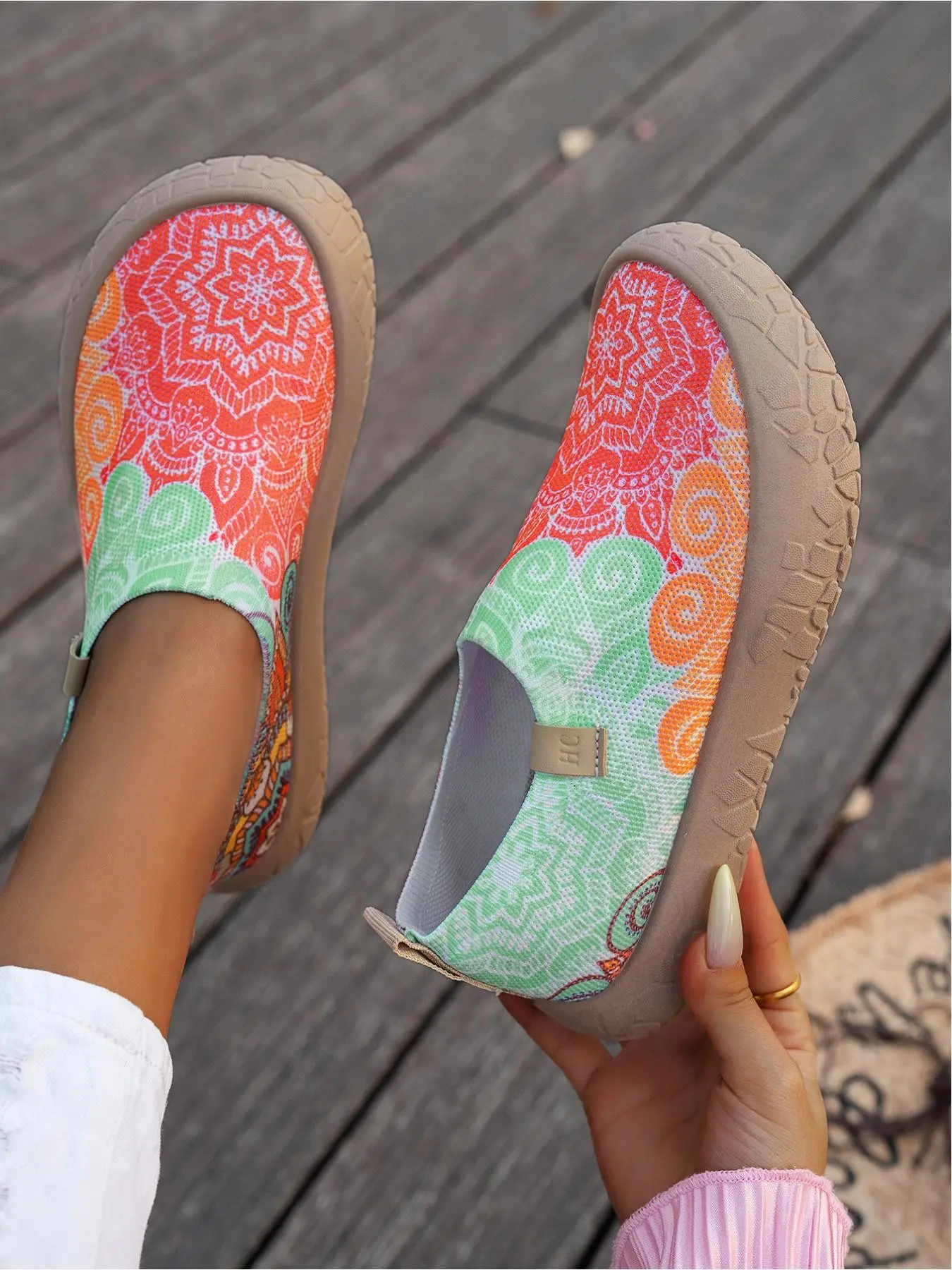 Trendy Graffiti Print Flyknit Lazy Shoes for Women, Elastic Slip-On Soft Sole Casual Sneakers, Breathable Lightweight Anti-Slip Thick Bottom