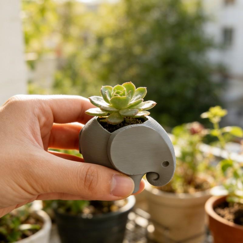 Mini Elephant Succulent Planter with Drainage Hole, 3D Printed Small Cactus Pot, Indoor Outdoor Decor, Durable Plastic, Gift Idea