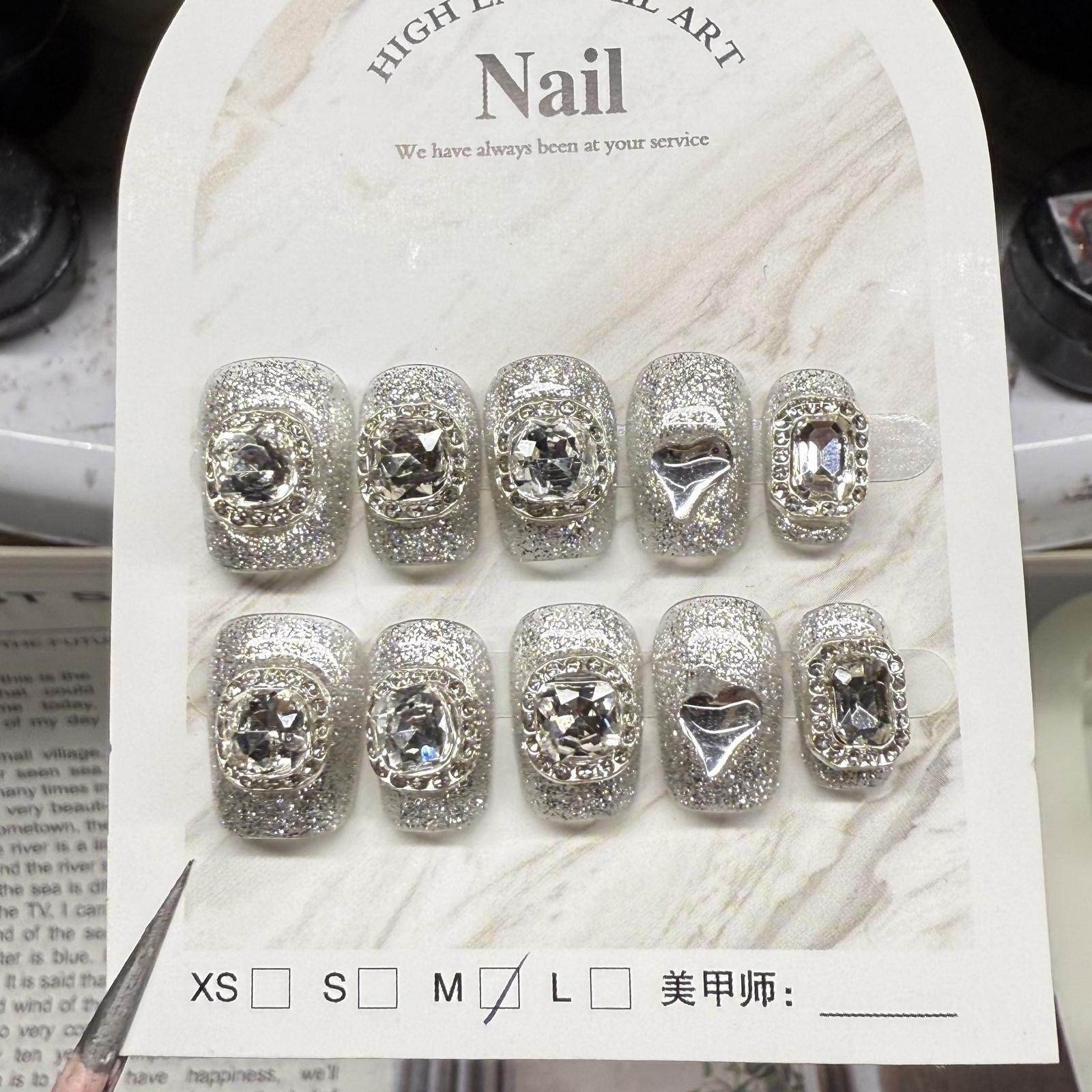Obsessed With This Luxury Vibe! Custom Bling Silver Glitter Press On Fake Nails, Exquisite Hand-Painted Metal Border Big Diamond & Heart Diamond Design, TikTok Viral Blogger Favorite