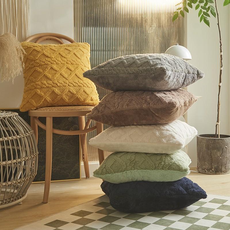 Plush Three-Dimensional Jacquard Pillowcase, Geometric Square Cushion Cover, Ideal for Living Room, Bedroom, Sofa, Chair, Versatile