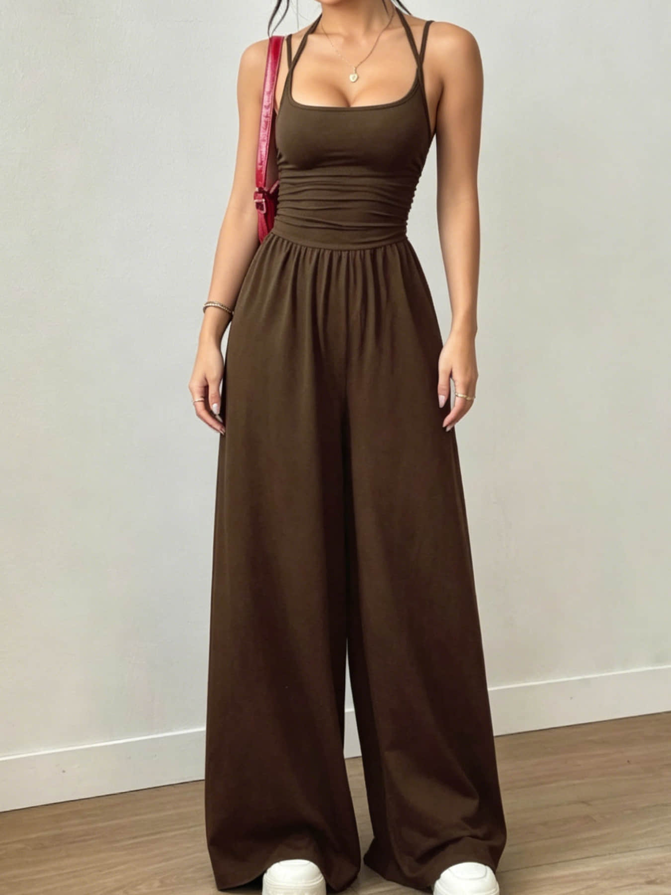 Summer New Fashion Women's Wear Design Double Fine Shoulder Strap One-Piece Wide Leg, Pleated Waist Design, Suitable for Commuting, Daily Wear, Vacation, Home, and Outdoor Adventures