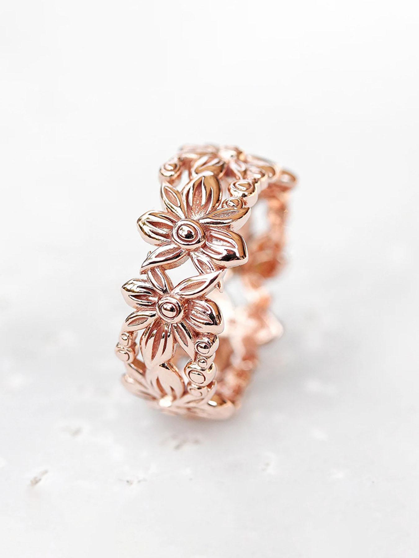 Elegant Sunflower Ring for Women, Hollow Design Daisy Flower Jewelry, Perfect Gift for Daily Wear, Stylish Floral Accessory