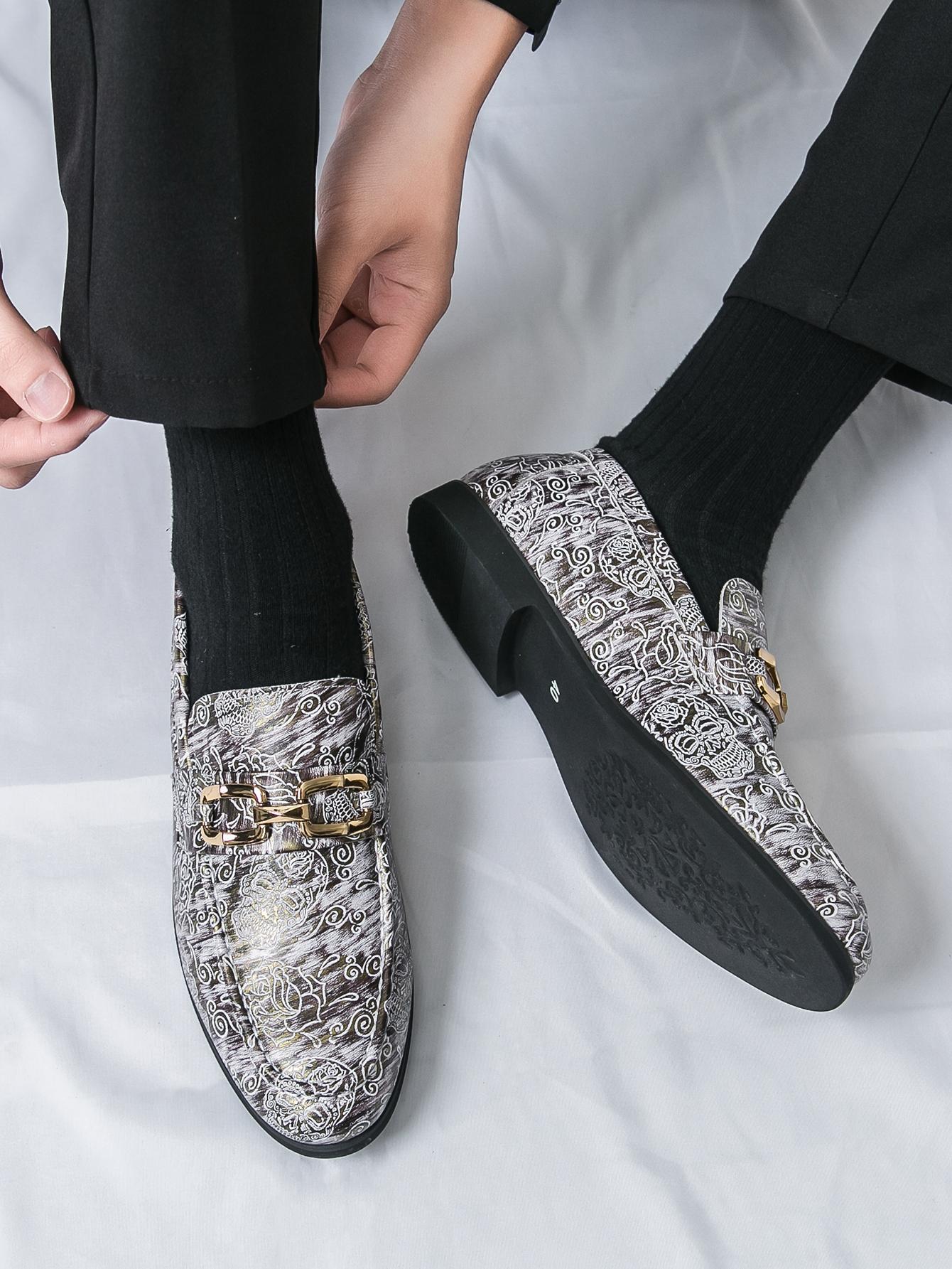 Multi-Occasion Black Gold Embossed Skull Rose Metal Buckle Men PU Leather Footwear Slip On Flat Heel Loafers, Anti-Slip Low Flat Shoes For Performance Commute Dating Party