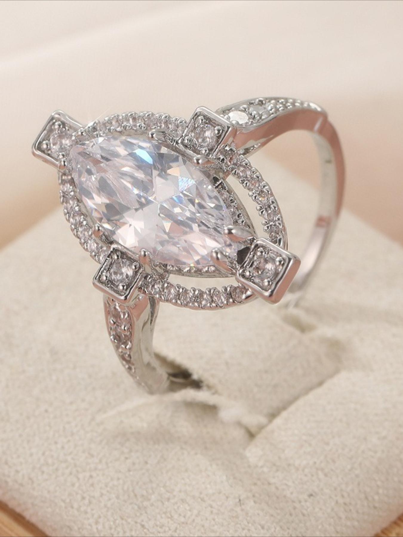 Creative Elegant and Luxurious Water Droplet Ring Vintage Inspired Synthetic Cubic Zirconia Engagement Jewelry, Luxury Wedding Gift for Her.Elegance Never Goes Out of Style.