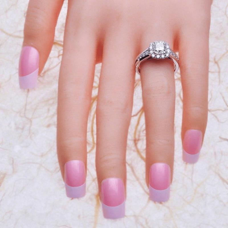 Classic and elegant white cubic zirconia inlaid women's ring suitable for banquets, engagement parties, Christmas, Valentine's Day gifts