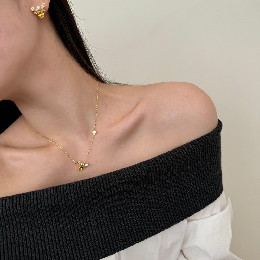 (SS024)S925 Sterling Silver Bee Jewelry Set Necklace, Bracelet & Stud Earrings Vintage Elegance Minimalist Charm Ideal Daily Wear & Gift(new)