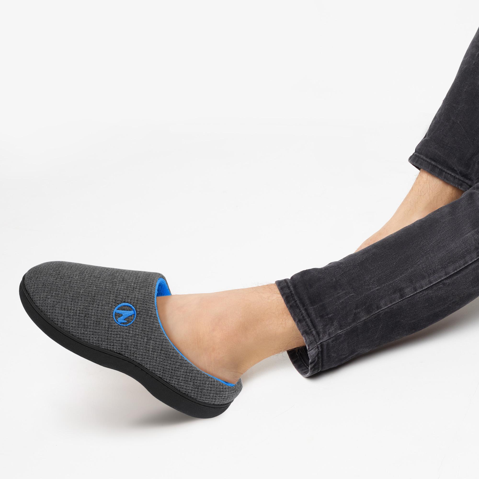 Unisex Memory Foam Slippers for Outdoor & Indoor Use Knit Waffle Upper Secure Heel Collar Sturdy Rubber Sole Non-Marking Noiseless Ideal for Father's Day - Flipflop Walking Shoes