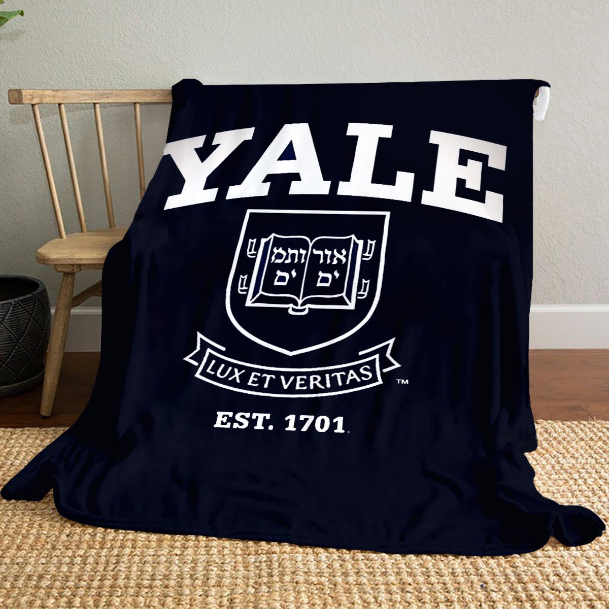 YALE University logo patterned blanket, retro and trendy, a stylish, soft, and warm blanket, the best gift for gamers, racing enthusiasts, and fashionistas.