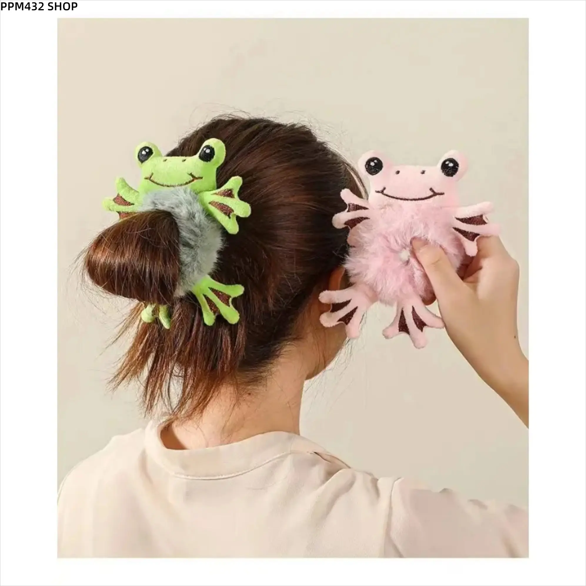 Frog Plush Scrunchie, Cute Animal Hair Tie with Soft Fabric Design, Stretchy Hair Accessory for Women and Girls, Fun Fashion Hair Styling Tool for Ponytails, Daily Wear and Gift Ideas