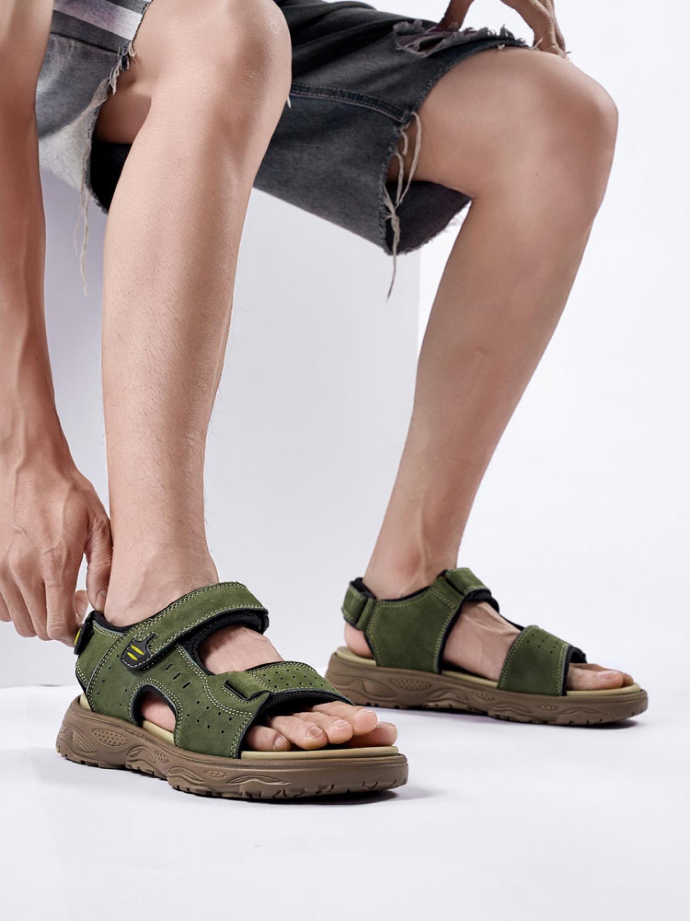 Men's Dark Gray Velcro Outdoor Sandals Breathable Non-Slip Beach Shoes Soft Sole Wear-Resistant Hiking Sandals