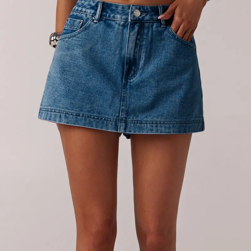 American Style High-Waisted Denim Skirt Shorts, Casual Relaxed Shorts, Fashion Bottoms, Casual Loose Fit, Solid Pattern, Perfect for Streetwear, Instant Leg Slimming Effect, Womenswear