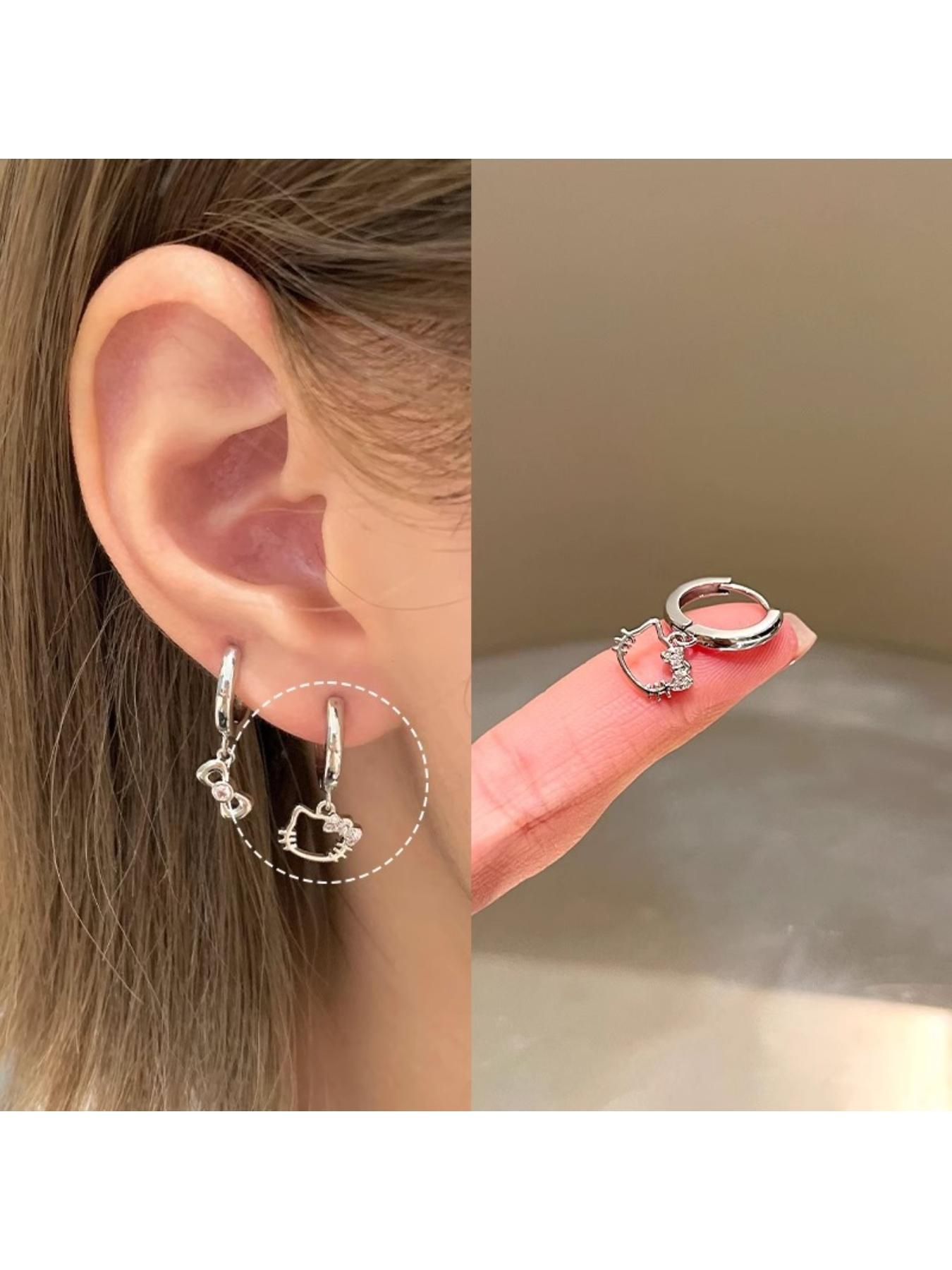 New sweet and cute cat pendant with a unique and niche ear cuff design, stylish sweet and edgy ear accessories.