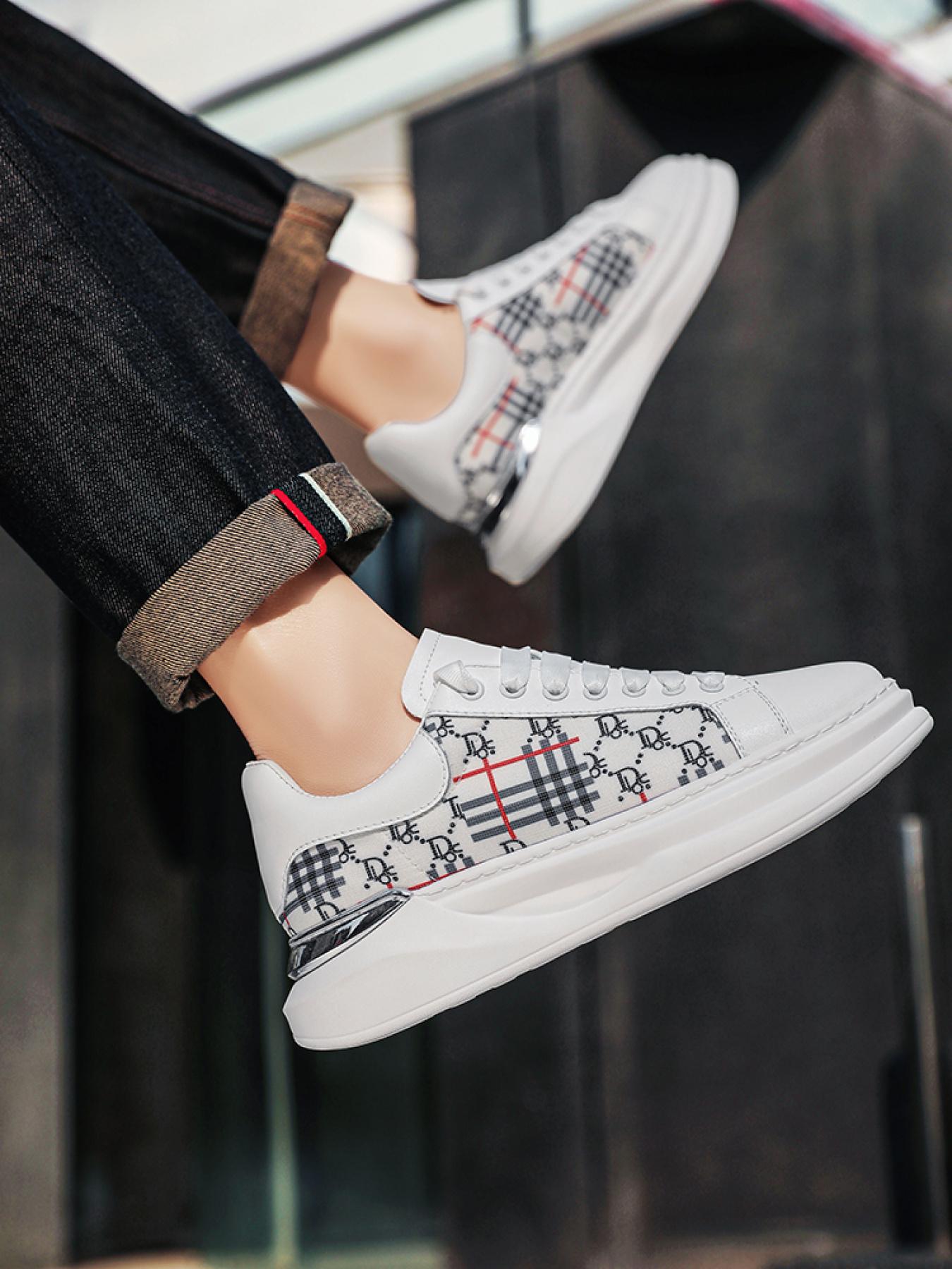 Men's white checkered print thick-soled sneakers, lace-up breathable casual sneakers, trendy versatile height-increasing sports shoes