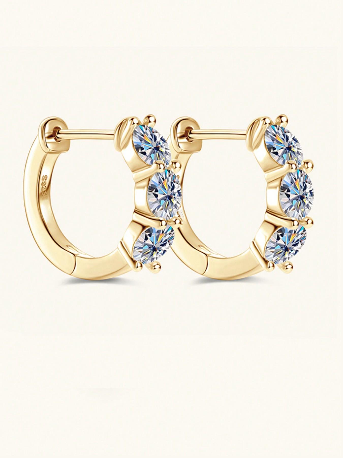 0.3-carat moissanite sapphire earrings for ladies and gentlemen, made of S925 silver. Suitable for daily wear or for parties, banquets, Valentine's Day, Christmas, birthday or as a gift for wedding anniversary.