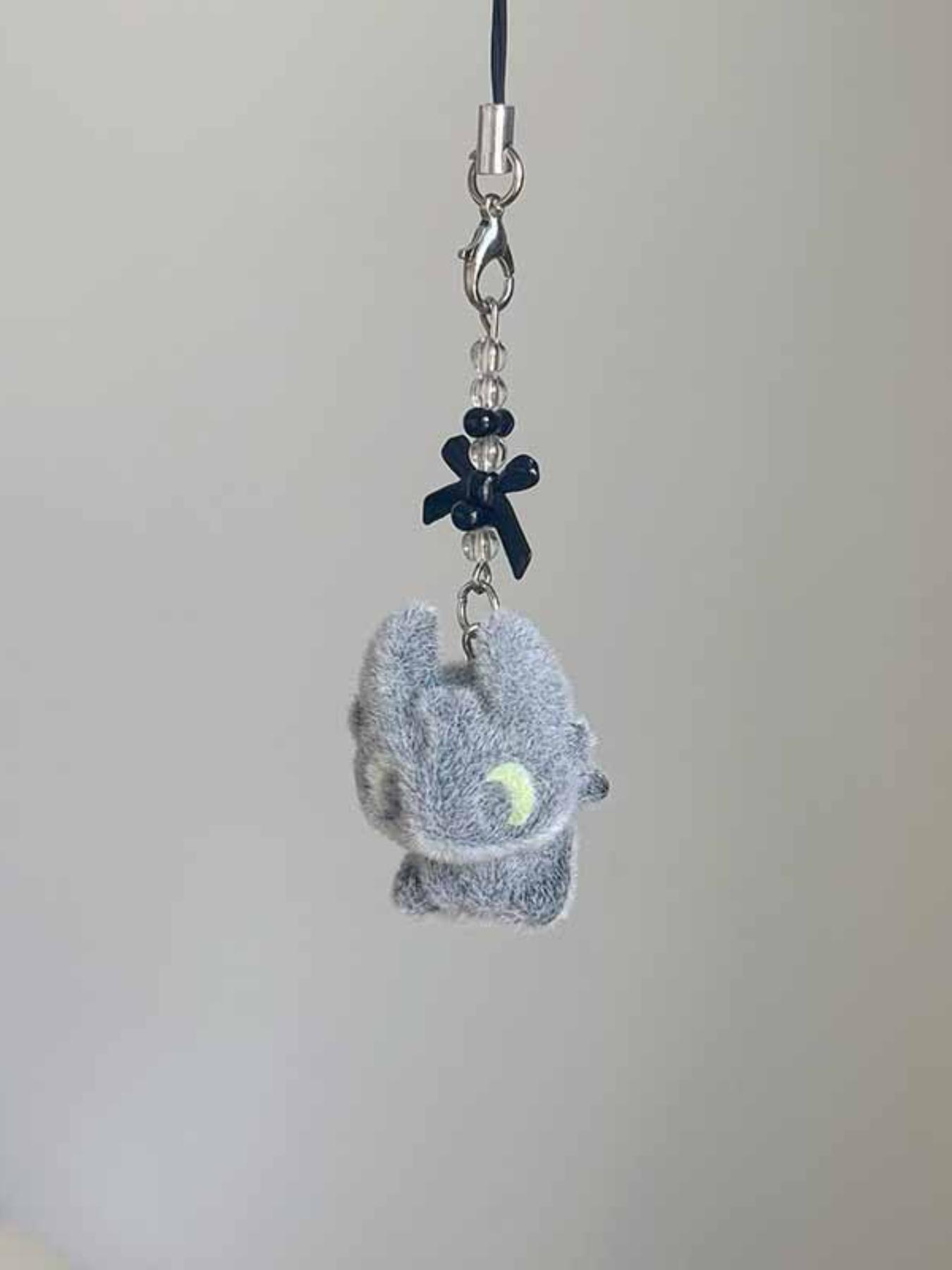Your own Toothless & Light Fury Matching couple keychains for you and your soulmate. Show your love like Hiccup & Astrid!