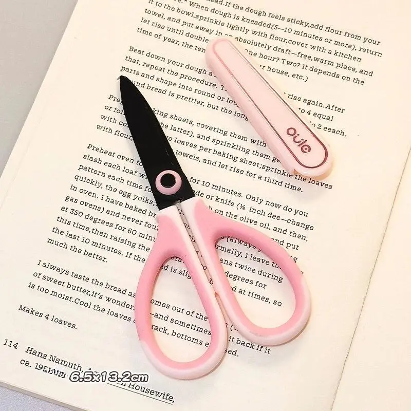 Casual Kids Safety Scissors with Protective Cover Stainless Steel Blades for Children Craft Paper Cutting Student Art Supplies