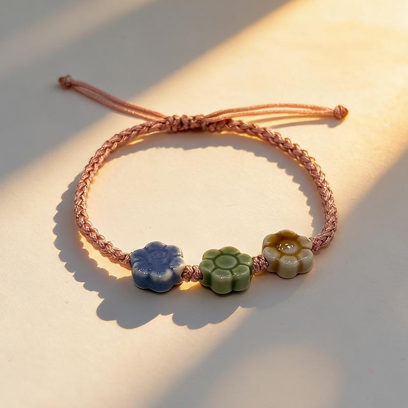 Women's Handmade Adjustable Ceramic Flower Bracelet, Elegant Floral Pattern, Perfect for Daily Wear, Travel, Parties, Gifts