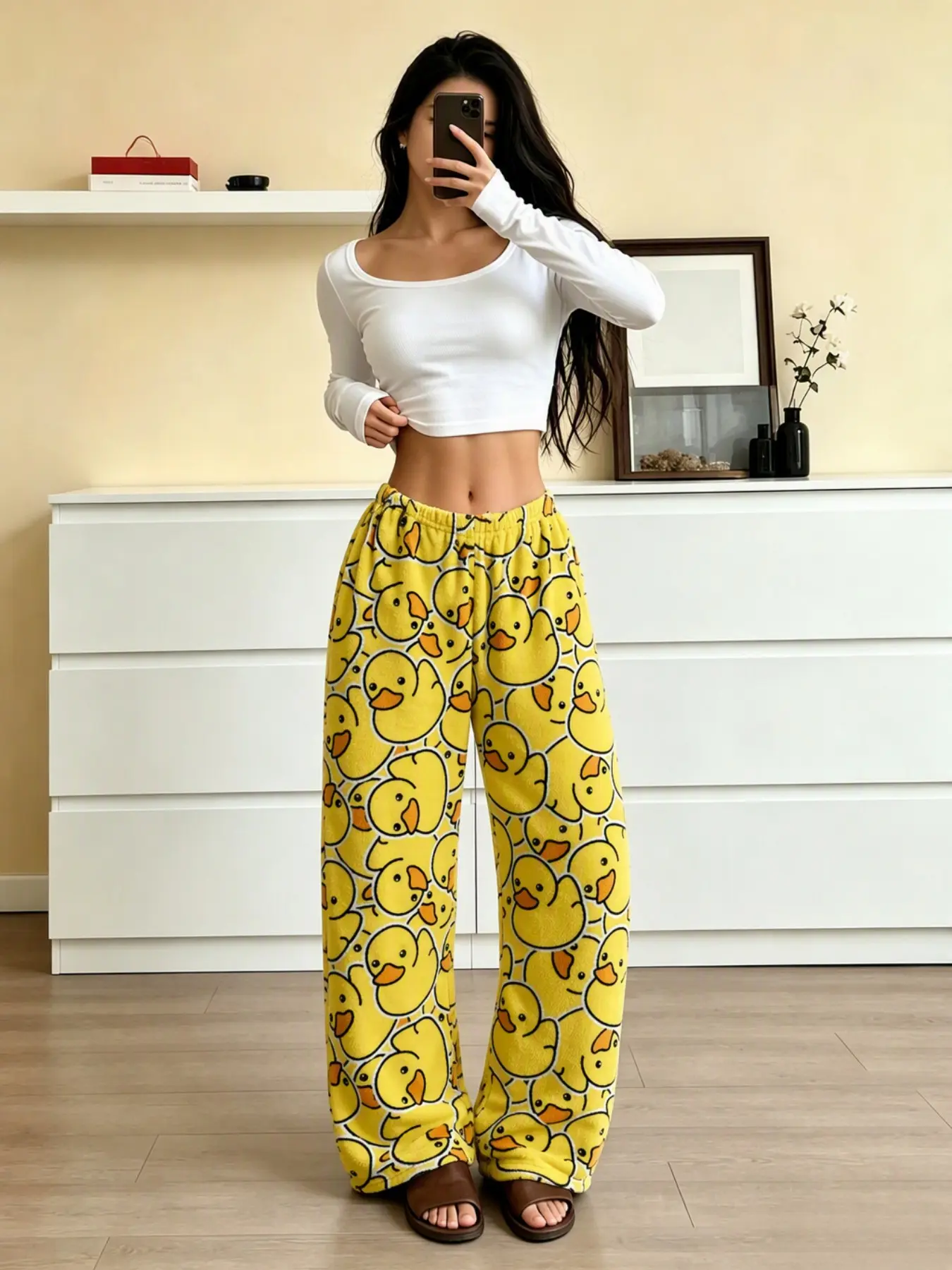 Women's Christmas Duck Flannel Pajama Pants, Cozy and Comfortable Sleepwear, Perfect for Holiday Season, Soft and Warm Fabric, Pjs