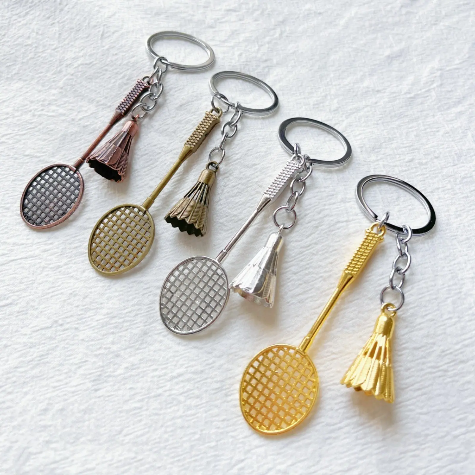 Mini Badminton Racket Keychain Shuttlecock Pendant Sports Keyring Set Novelty Metal Athletic Charms Coach Thank You Gift Souvenir Team Bag Decor