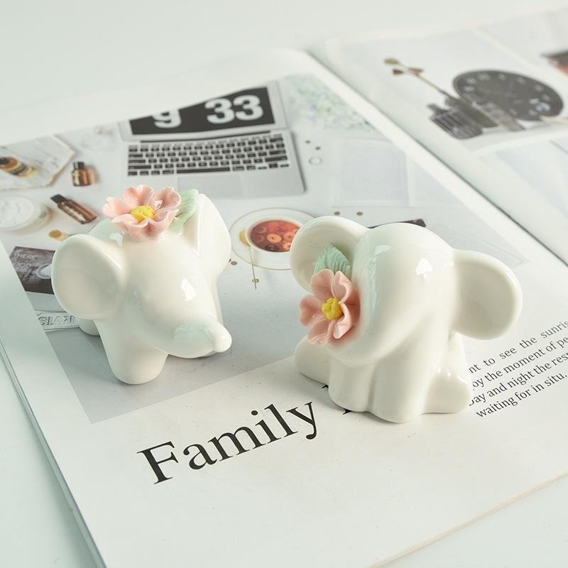 Cute Ceramic Elephant Incense Holder, Handcrafted Floral Incense Burner for Sticks, Aesthetic Cute Room Decor for Yoga Meditation, Boho Desk Decor, Spiritual Gift for Relaxation, Lucky Elephant Home Decor