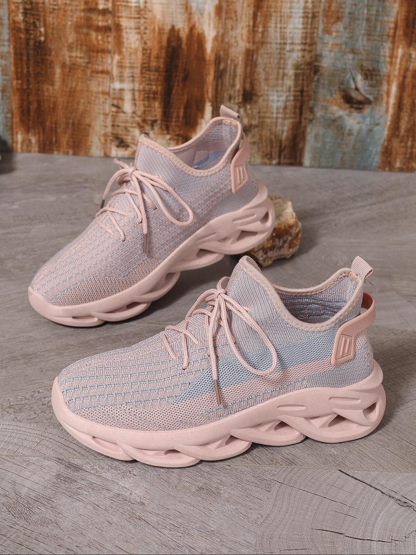 Women's Fashion Lace Up Low Top Blade Soles Sneakers, Casual Breathable Comfortable Sports Running Shoes, All-match Round Toe Chunky Sneakers for Daily Wear, Casual Running Footwear