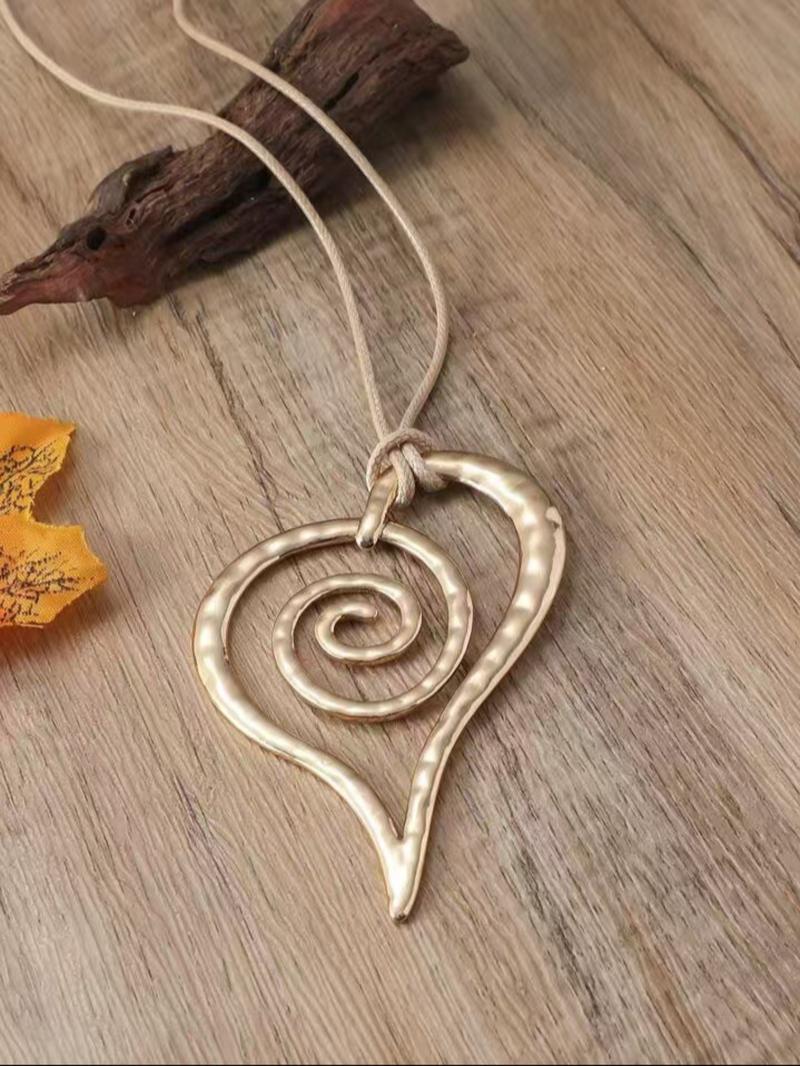 Bohemian Style Exaggerated Metal Spiral Heart Pendant Long Necklace, Vintage Unique Fit Women Sweater Chain Necklace