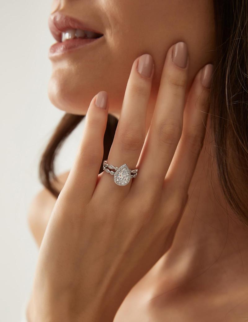 EAMTI 1.25CT 925 Sterling Silver Bridal Ring Sets Teardrop Cut Engagement Rings Vintage Pear Promise Rings Marquise Wedding Bands for Women